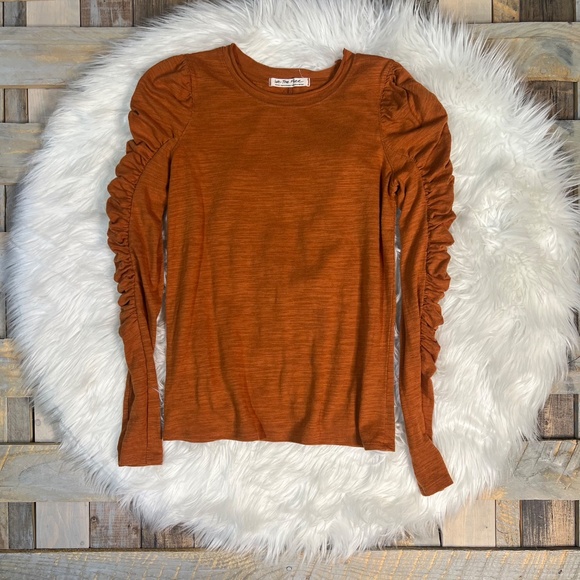 Shirred [We The Free ✵ People] Burnt Orange Tee | Ruched Long Sleeve Top | Small - Picture 3 of 12